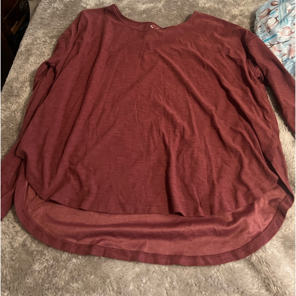 Ladies Old Navy Active long sleeve top